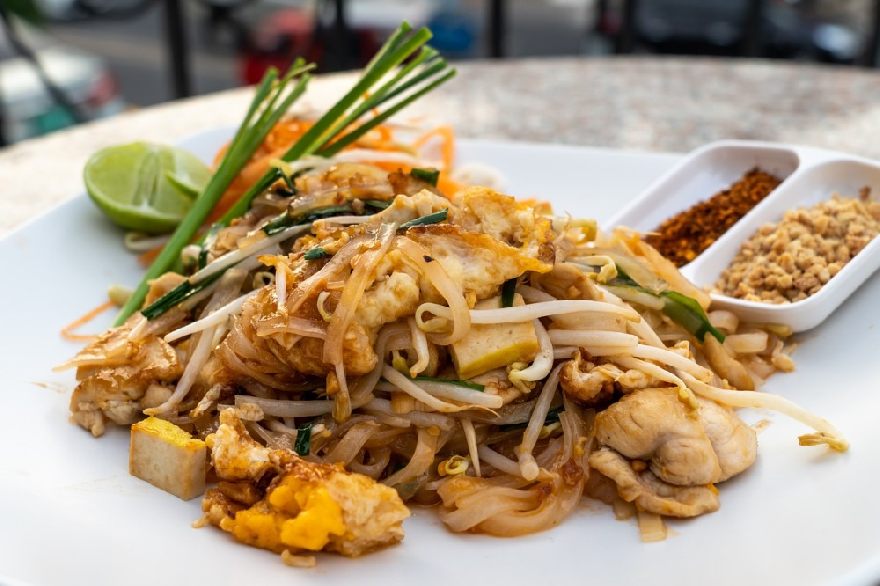 pad thai noodles, Asian food, noodles 